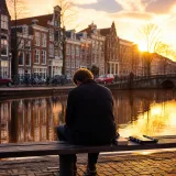 Onder de oppervlakte: waarom mentale klachten bij mannen nog te vaak onzichtbaar blijven
