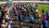 Laatste Bauke Mollema Tocht in zijn profjaar trekt honderden wielerliefhebbers in Groningen