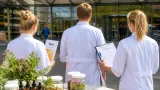 UMCG-wetenschappers krijgen Veni-subsidie; onderzoek naar gebruik en risico’s van alternatieve zorg