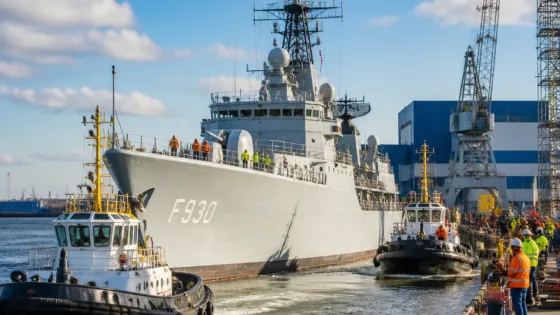 Belgisch fregat keert terug naar Den Helder voor herstel na weken vol pech