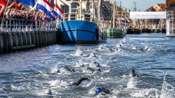 Niek de Ridder wint Havenwedstrijd Breskens; 15‑jarige Carlijn Dezutter domineert bij de vrouwen