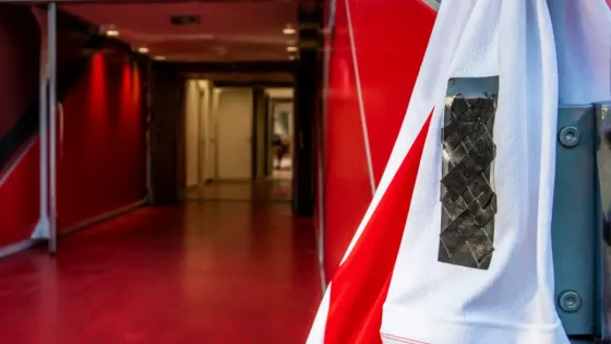 Weghorst laat Amsterdamse doelpuntviering achter bij vertrek uit Amsterdam
