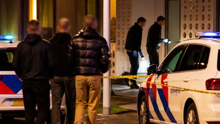 Drie nieuwe aanhouden na schietincident in Almere Poort; politie sluit meer arrestaties niet uit