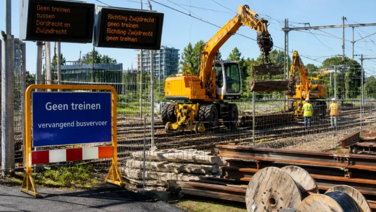 Geen treinen tussen Rotterdam en Zwijndrecht 21–25 juli; ProRail werkt aan doorstroming