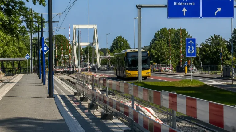 Gouda bereikt per trein minder: weekend- en wekenlange afsluitingen rond spoor en snelwegen