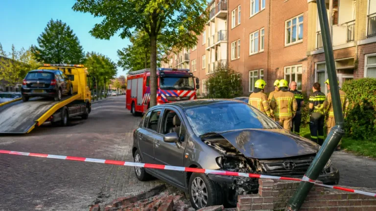 Ravage na crash in Den Hoorn zet ook Hoorn aan het denken over buurtveiligheid